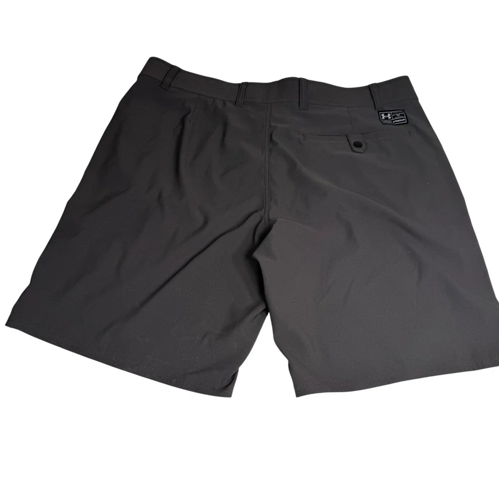 Under Armour Mens HeatGear Loose Performance Short Charcoal Grey Size 40 1257791
